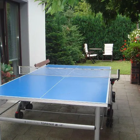 Near Centrum, Paradise * Berlín